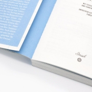 Buchcover und Innenansicht für das Buch: Oberbayern und seine Seen Reiseführer LIEBLINGSORTE