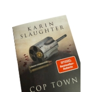 Buchcover und Innenansicht für das Buch: Cop Town