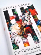 Buchcover und Innenansicht für das Buch: The Garden against Time