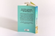 Buchcover und Innenansicht für das Buch: Freiheit unter Feuer