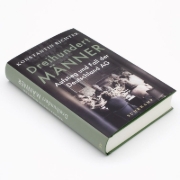 Buchcover und Innenansicht für das Buch: Dreihundert Männer