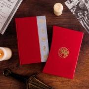 Buchcover und Innenansicht für das Buch: Fire and Blood Slipcase Edition