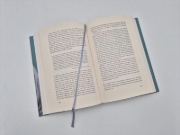 Buchcover und Innenansicht für das Buch: 'Zwei Menschen sind in mir'