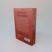 Buchcover und Innenansicht für das Buch: The Pumpkin Spice Latte Disaster