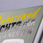 Buchcover und Innenansicht für das Buch: Nichts für schwache Nerven - Ruhestand!