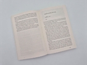 Buchcover und Innenansicht für das Buch: Un Animal Sauvage