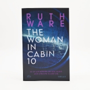 Buchcover und Innenansicht für das Buch: The Woman in Cabin 10
