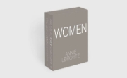 Buchcover und Innenansicht für das Buch: Annie Leibovitz: Women (2025) Slipcased Edition