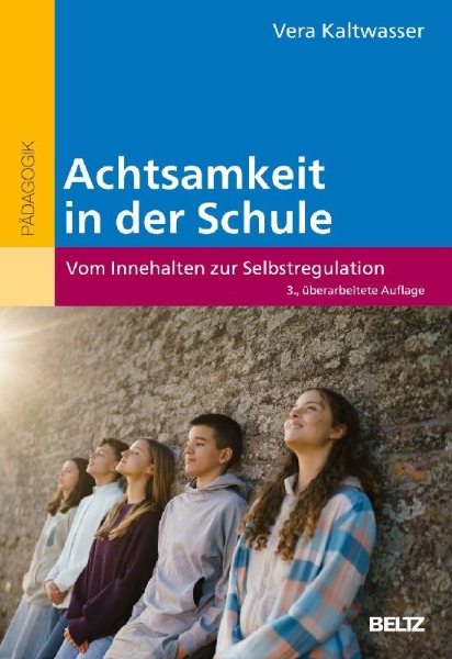 Buchcover und Innenansicht für das Buch: Achtsamkeit in der Schule