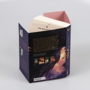 Buchcover und Innenansicht für das Buch: The Trials of Apollo, Book 4: The Tomb of the Tyrant
