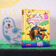 Buchcover und Innenansicht für das Buch: Die Schule der magischen Tiere. Endlich Ferien 6: Hatice und Mette-Maja