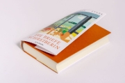 Buchcover und Innenansicht für das Buch: The Correspondent
