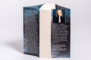 Buchcover und Innenansicht für das Buch: Das Echo der Schuld