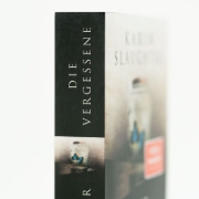 Buchcover und Innenansicht für das Buch: Girl, Forgotten
