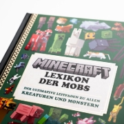 Buchcover und Innenansicht für das Buch: Minecraft: Mobspotter's Encyclopedia. The ultimate Guide to the Mobs of Minecraft