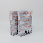 Buchcover und Innenansicht für das Buch: Sieben Jahre in Tibet