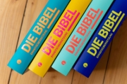 Buchcover und Innenansicht für das Buch: Schulbibel Einheitsübersetzung