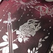Buchcover und Innenansicht für das Buch: Mother of Death and Dawn