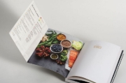 Buchcover und Innenansicht für das Buch: Der Ernährungskompass - Das Kochbuch