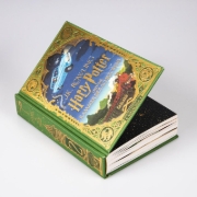 Buchcover und Innenansicht für das Buch: Harry Potter and the Chamber of Secrets