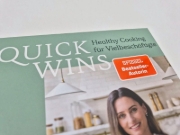 Buchcover und Innenansicht für das Buch: Quick Wins - Healthy cooking for busy Lives