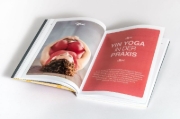 Buchcover und Innenansicht für das Buch: Gesund durch Yin Yoga