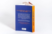 Buchcover und Innenansicht für das Buch: Und jetzt? Der Survival-Guide fürs Leben nach der Schule