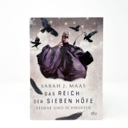 Buchcover und Innenansicht für das Buch: A Court of Wings and Ruin