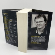 Buchcover und Innenansicht für das Buch: Die Knochennadel