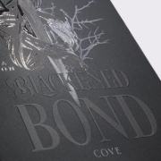 Buchcover und Innenansicht für das Buch: A Blackened Bond