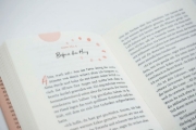 Buchcover und Innenansicht für das Buch: Zurück zu mir