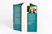 Buchcover und Innenansicht für das Buch: Dunkles Wasser