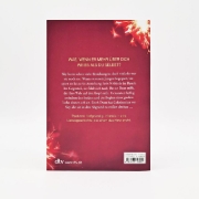 Buchcover und Innenansicht für das Buch: Hopeless (Simon & Schuster Inc., New York, 2012)