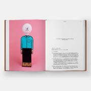 Buchcover und Innenansicht für das Buch: Jean Jullien
