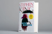 Buchcover und Innenansicht für das Buch: If It Bleeds