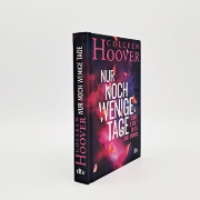 Buchcover und Innenansicht für das Buch: Saint (from anthology One more step) / The Dress (from anthology Two more days)