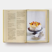 Buchcover und Innenansicht für das Buch: Australia: The Cookbook
