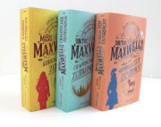 Buchcover und Innenansicht für das Buch: Just One Damned Thing After Another (The Chronicles of St. Mary's Book 1)