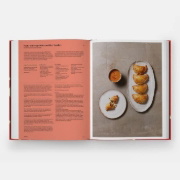 Buchcover und Innenansicht für das Buch: The Indonesian Table