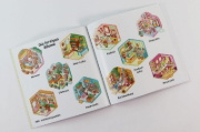 Buchcover und Innenansicht für das Buch: Cute & Cozy Sticker Rooms - Comfy Shops