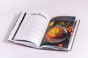 Buchcover und Innenansicht für das Buch: Grillen für Männer - 80 Rezepte ohne Schnickschnack