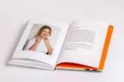 Buchcover und Innenansicht für das Buch: Poppy Cooks: The Actually Delicious Air Fryer Cookbook