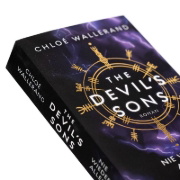 Buchcover und Innenansicht für das Buch: The Devil's Sons : Tome 4