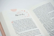 Buchcover und Innenansicht für das Buch: Zurück zu mir