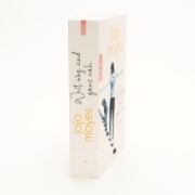 Buchcover und Innenansicht für das Buch: The One Plus One