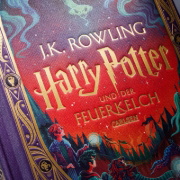 Buchcover und Innenansicht für das Buch: Harry Potter and the Goblet of Fire