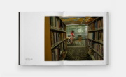 Buchcover und Innenansicht für das Buch: Annie Leibovitz: Women (2025) Slipcased Edition