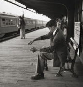 Buchcover und Innenansicht für das Buch: Elliott Erwitt's New York