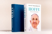 Buchcover und Innenansicht für das Buch: Spera. L´autobiografia