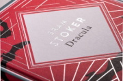 Buchcover und Innenansicht für das Buch: Stoker - Dracula. English Edition